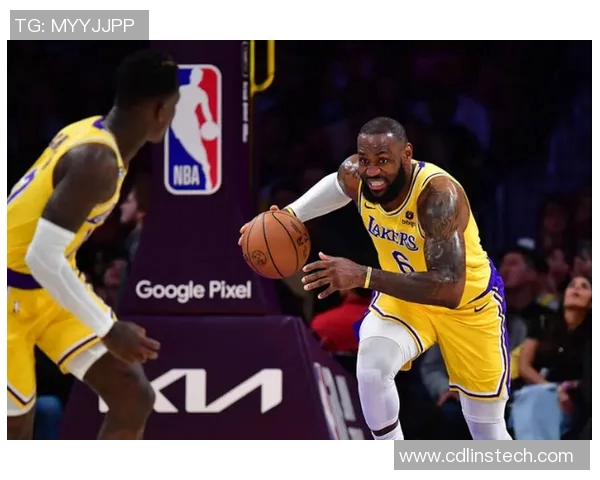 湖人背靠背击败灰熊，詹姆斯33分力挽狂澜